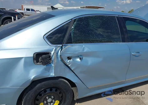 2013 Volkswagen Passat 2.5L Sel Premium from USA, damaged, VIN 1VWCP7A33DC076646